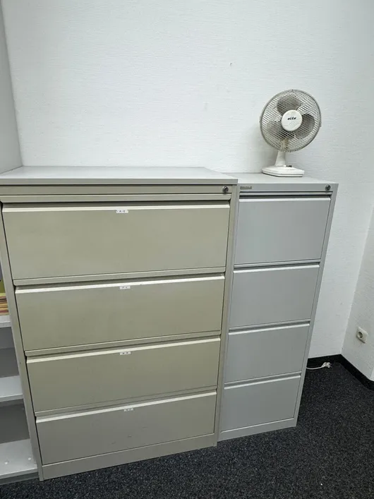 Bild von Los Nr. 690