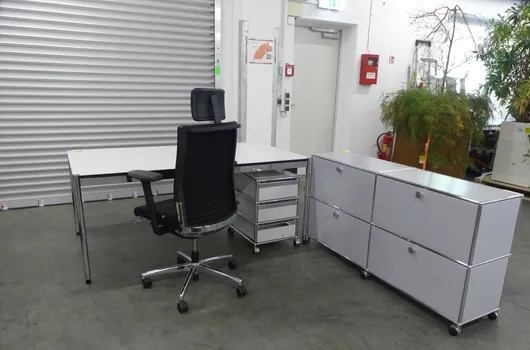 Bild von Auktion Lagerbereinigung - USM Haller - Vitra - König+Neurath - Büroausstattung - Garching bei München 