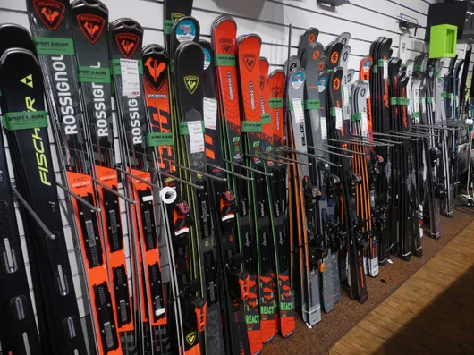 Bild von Auktion Insolvenzauktion - SPORT & MORE - Alpin- und Langlaufski - Helme - Zubehör sowie Ski-Verleih