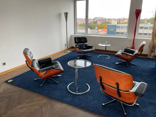 Bild von Auktion Standortauflösung LEONI AG - Designklassiker und viele weitere hochwertige Büromöbel