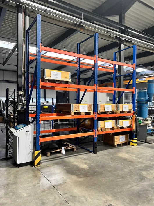 Bild von Auktion Lagerbereinigung Motorradhelme - Ausstattung für Industrie, Werkstatt und Lager - Haus und Garten u.v.m.