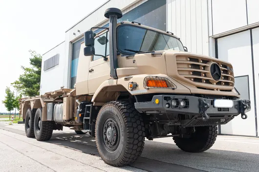 Bild von Auktion Mercedes-Benz Zetros 2733