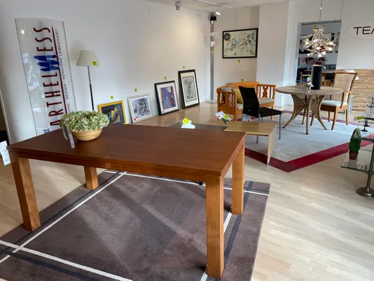 Bild von Auktion Betriebseinstellung Einrichtungshaus Max Barthelmeß e.K. - hochwertige Echtholzmöbel