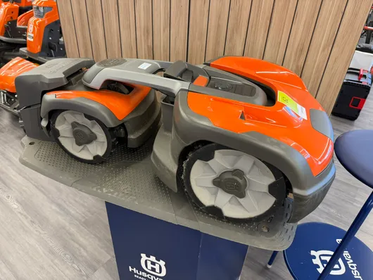 Bild von Auktion Lagerbereinigung von Ausstellungsartikeln und Vorführgeräten: Forst - und Gartengeräte, Elektro-Werkzeug