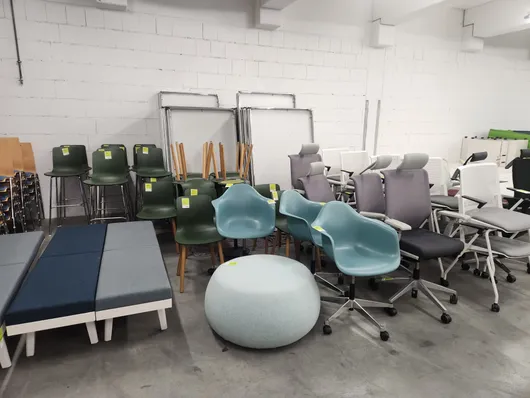 Bild von Auktion Möbelauktion - Vitra , USM Haller, Thonet und weitere Markenmöbel