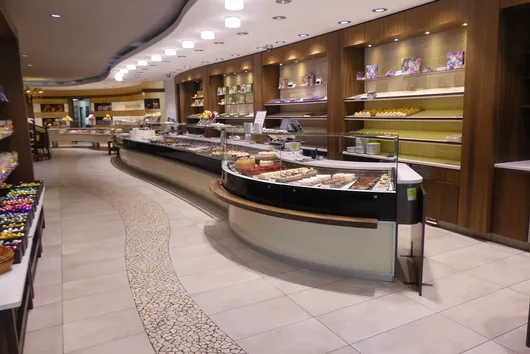 Bild von Auktion Geschäftsaufgabe Café Eber - Konditorei-/Backstubenausstattung Caféeinrichtung und Vieles mehr