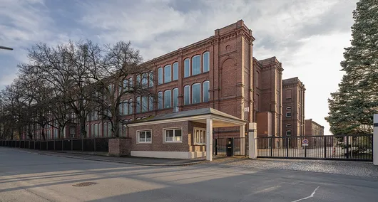 Bild von Auktion Betriebsauflösung Spinnerei Neuhof - Schreinerei, Schlosserei, Büroausstattung, Fräsmaschinen, Leitern, Hubwägen