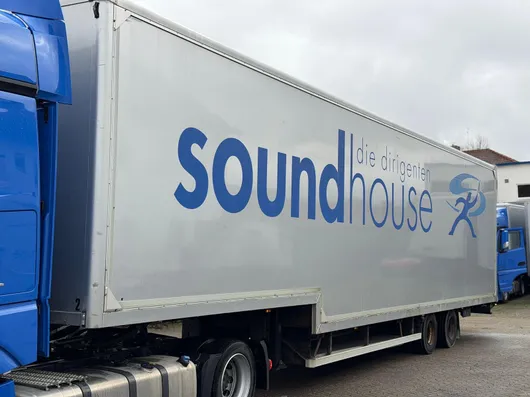 Bild von Auktion Insolvenzauktion Soundhouse - Audio-/ Eventtechnik, Fahrzeuge, Transportcases, Büroausstattung uvm.