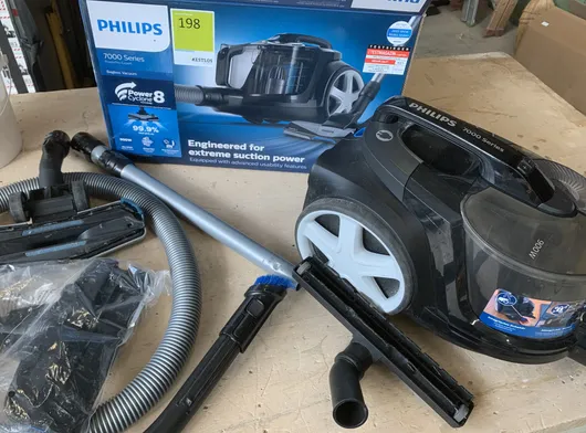 Bild von Auktion Lagerbereinigung Haushalt - Elektronik - Handwerk - Spielzeug - Deko - LKW u.m.