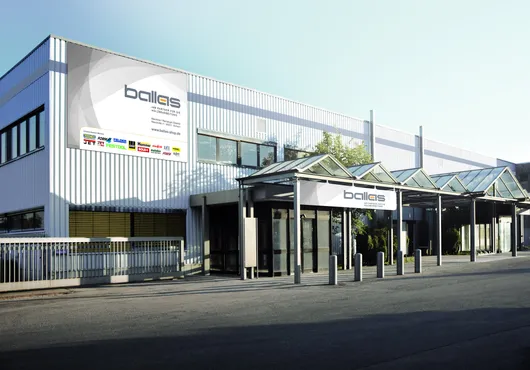 Bild von Auktion Ballas GmbH - Wir brauchen Platz! - Festool, Zubehör, Holzverarbeitung, Bohrer, Maschinen