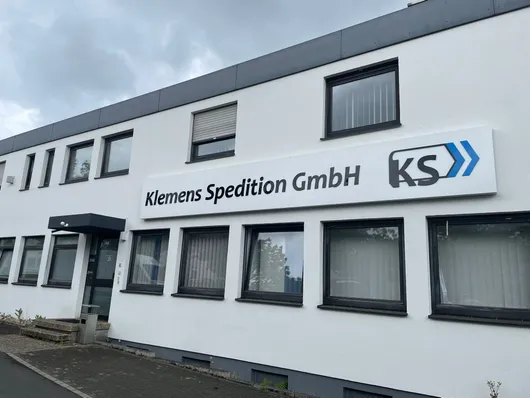 Bild von Auktion Insolvenzauktiuon Spedition Klemens GmbH - Sattelzugauflieger, Tandemanhänger, Lafetten 