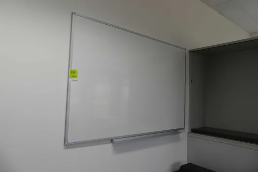 1x Tableau blanc