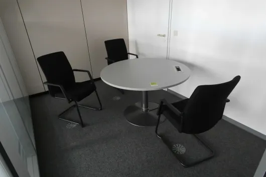 Vybavení zasedací místnosti