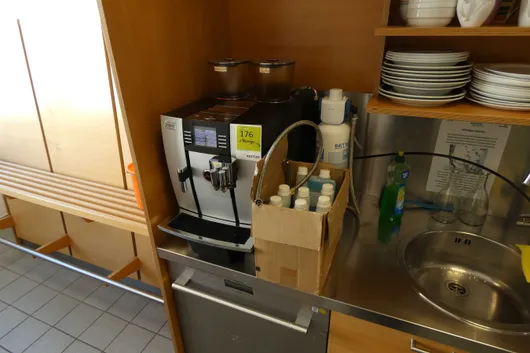 Jura volautomatische koffiemachine + reinigingsmiddel