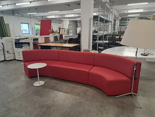 Bild von Auktion Möbelauktion - vitra, USM Haller, arper, Schreibtische, Schreibtischcontainer, Beleuchtung