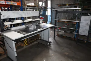 Elektrisch Höhenverstellbarer Arbeitstisch