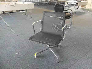 Vitra - Aluminium Chair (Charles & Ray Eames) Bürostuhl