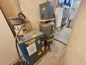Atlas Copco Airpower G4 / ITJ821365 Schraubenompressor