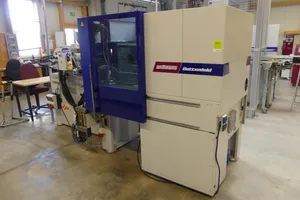 Wittmann Battenfeld - Spritzgießmaschine