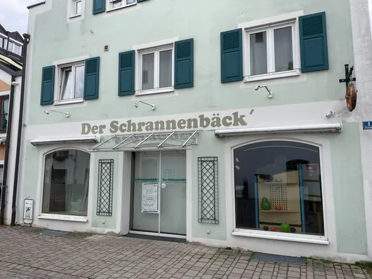 Bild von Auktion Bäckerei Schrannenbäck Betriebsschließung - Backstube, Verkaufsraum, DEBAG-Backöfen, Kühltechnik & Gastroausstattung 