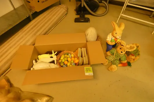 Lot de figurines de Pâques