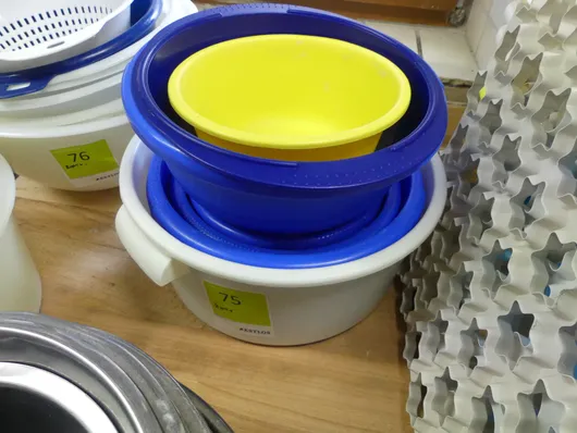 Konvolut Schüsseln