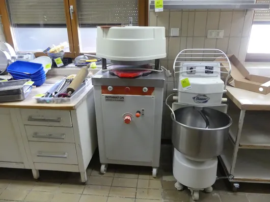WERNER & PFLEIDERER Rotamat CN Brötchen-Teilteil- und Wirkmaschine