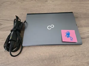 Fujitsu Lifebook T Series, inkl. Ladegerät