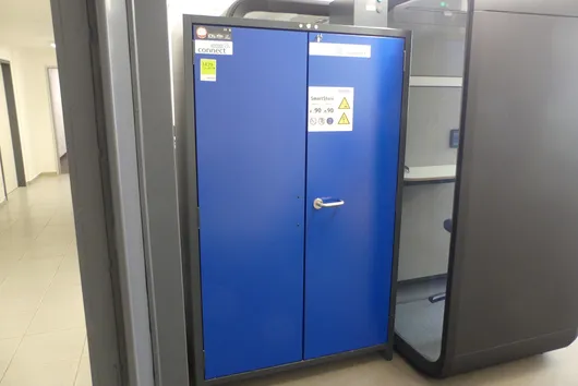 DENIOS Connect Gefahrenstoffschrank SmartStore, Baujahr 2024