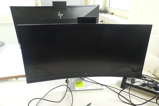 2x Monitor zakrzywiony HP