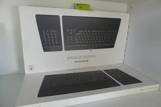 2x 3BCONNEXION Keyboard Pro met numpad