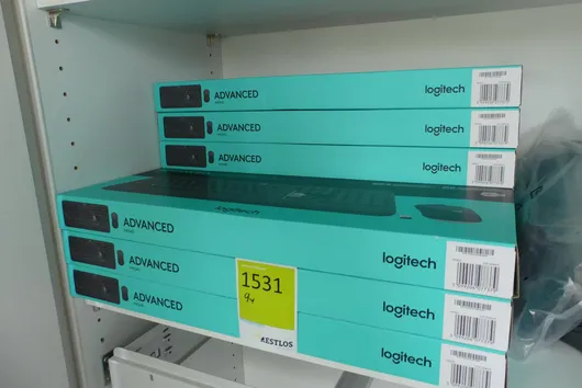 9x LOGITECH toetsenbord