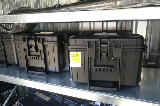 3x Outdoorcase، الطراز 6800