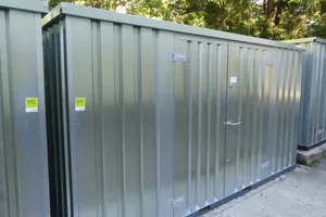 Schnellbaucontainer, ohne Inhalt