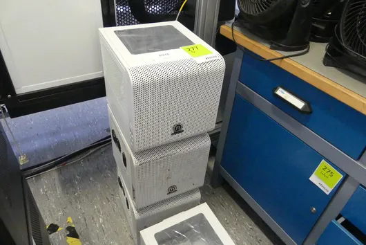 3x case per PC Thermaltake Core V1