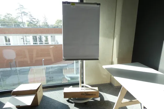 Paperboard mobile