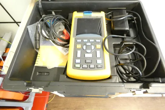Fluke ScopeMeter 124