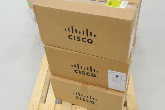 Lot Cisco Aironet 3702I & 2802 WiFi Access Points