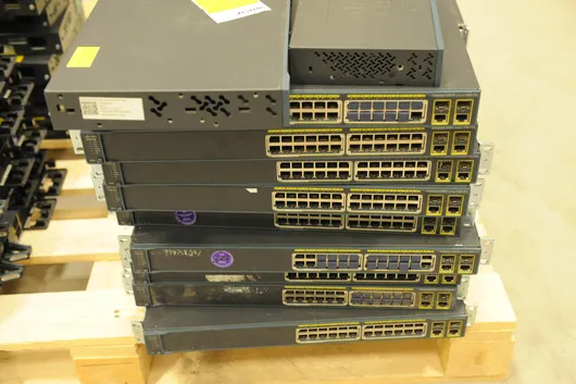 Lot of Cisco Catalyst 2960 Series Switches
