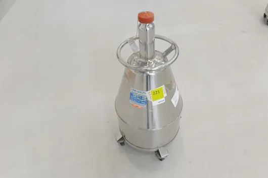 1x cryogenic liquefied gas tank