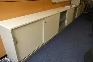 4x Sideboard, ohne Inhalt