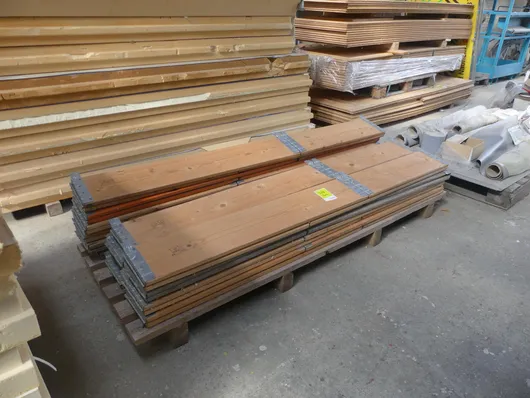 Lot of extension frames