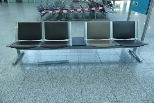 Kusch&Co airport bench, 4 seats