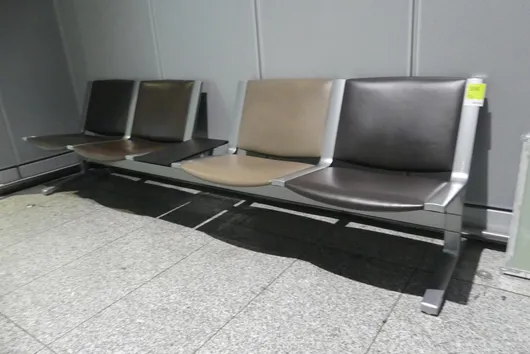 Banc d'aéroport Kusch&Co, 4 places