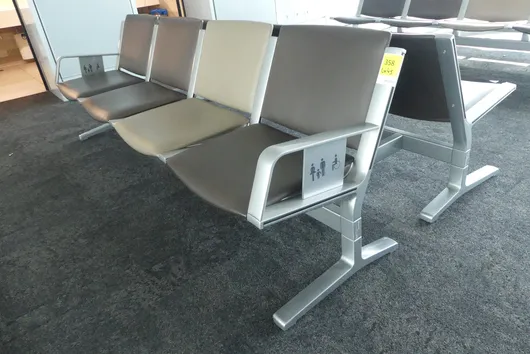 Banc d'aéroport Kusch&Co, 2x 4 places