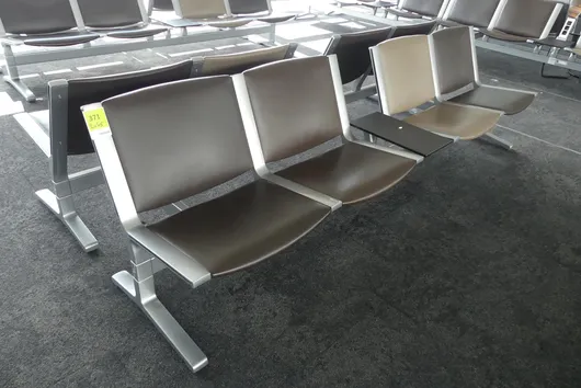 Banc d'aéroport Kusch&Co, 2x 4 places