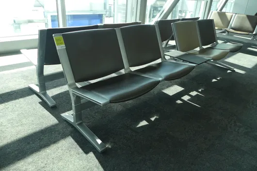 Kusch&Co airport bench, 2x 4 seats