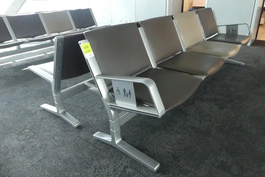 Banc d'aéroport Kusch&Co, 2x 4 places