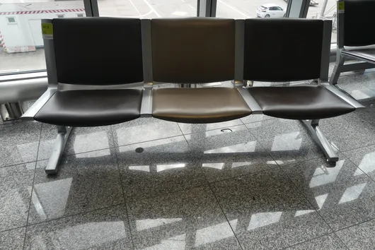 Kusch&Co airport bench, 3 seats