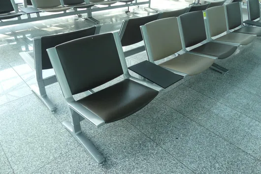Kusch&Co Flughafenbank, 2x 3 Sitzplätze
